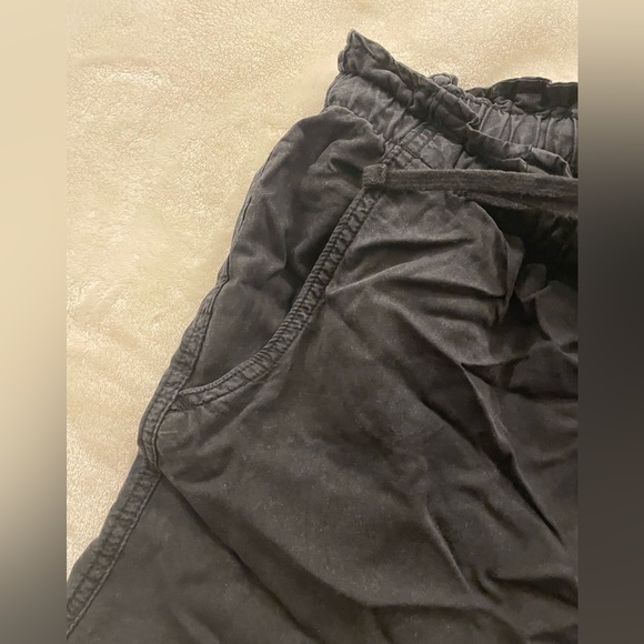 Sanctuary - Women’s Size S Soft Paper Bag Black Pull On Shorts - Picture 2 of 4